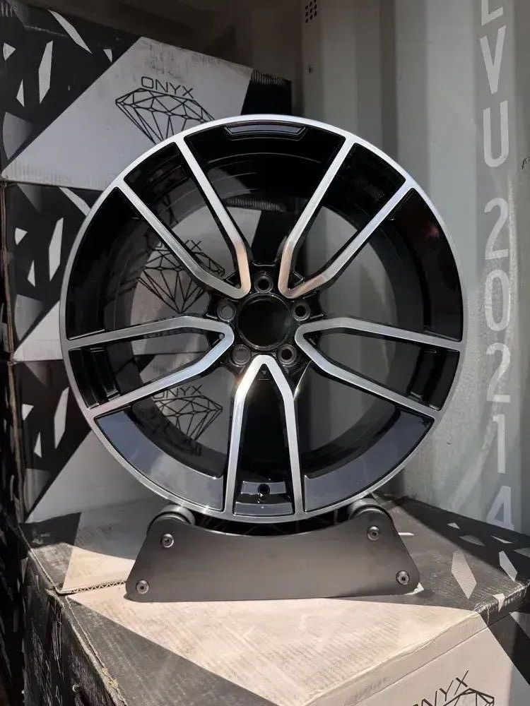 19” 5X112 Staggered Alloy Wheels 